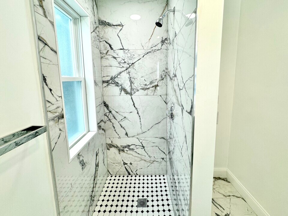190 Hillside St, Unit 2 in Boston, MA - Building Photo