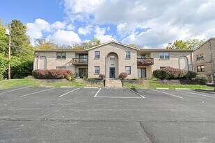 4328 Villa Dr in Blue Ash, OH - Building Photo