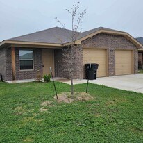 6101 Amelia Earhart Blvd in Killeen, TX - Building Photo