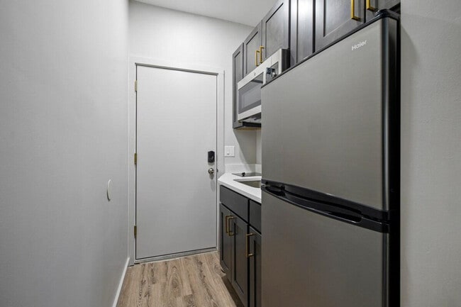 154 NY-211 in Middletown, NY - Building Photo - Building Photo