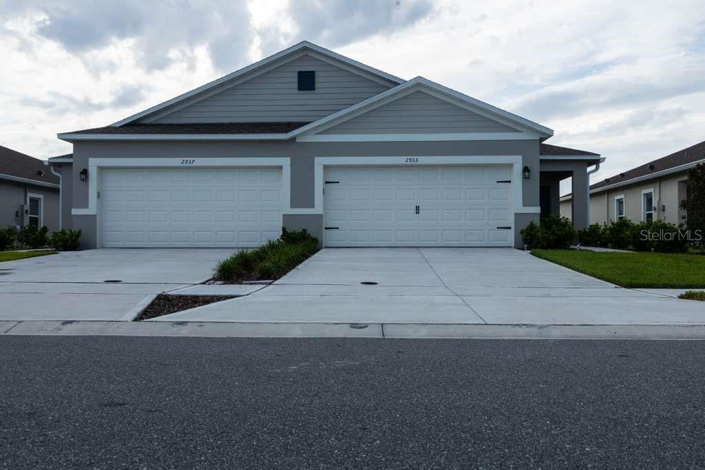 2933 Sunridge Lp in St. Cloud, FL - Building Photo