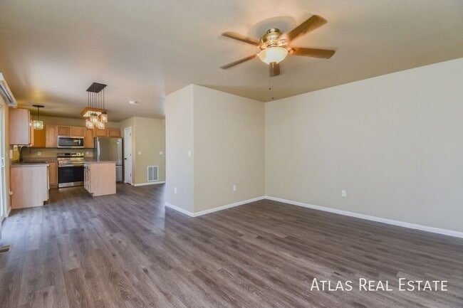 8647 Silver Glen Dr in Fountain, CO - Building Photo - Building Photo