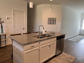 212 Addison Ct in Blacksburg, VA - Building Photo - Building Photo