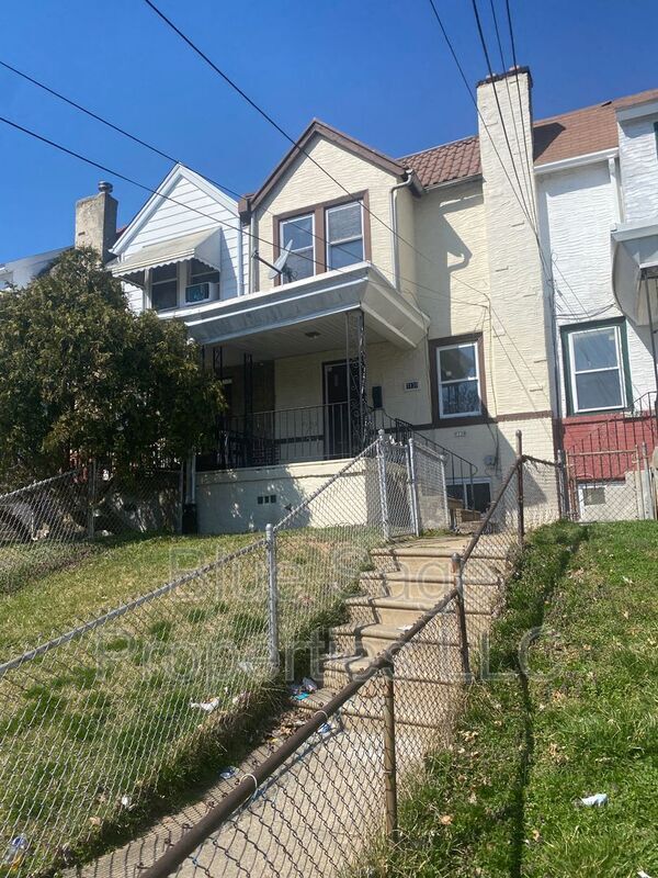 property at 7139 Greenwood Ave