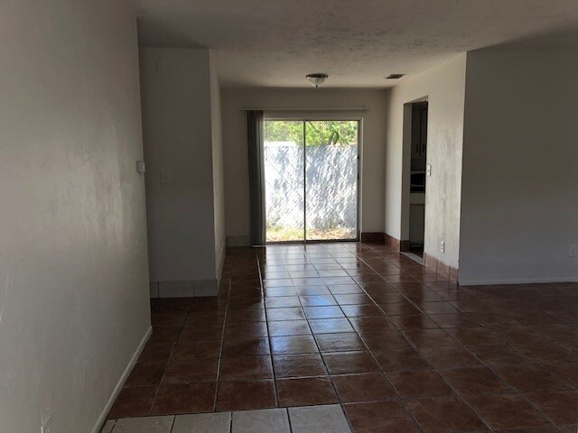 3754 Desoto Ave in Ft. Myers, FL - Building Photo - Building Photo