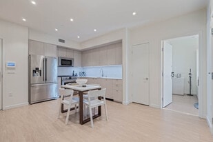 5875 Interceptor St, Unit Petite Suite - 318B-INT in Los Angeles, CA - Building Photo