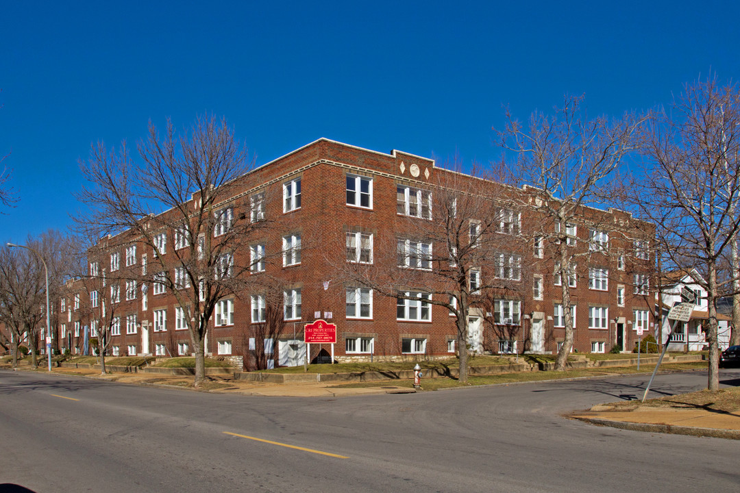 Holly Hills in St. Louis, MO - Foto de edificio