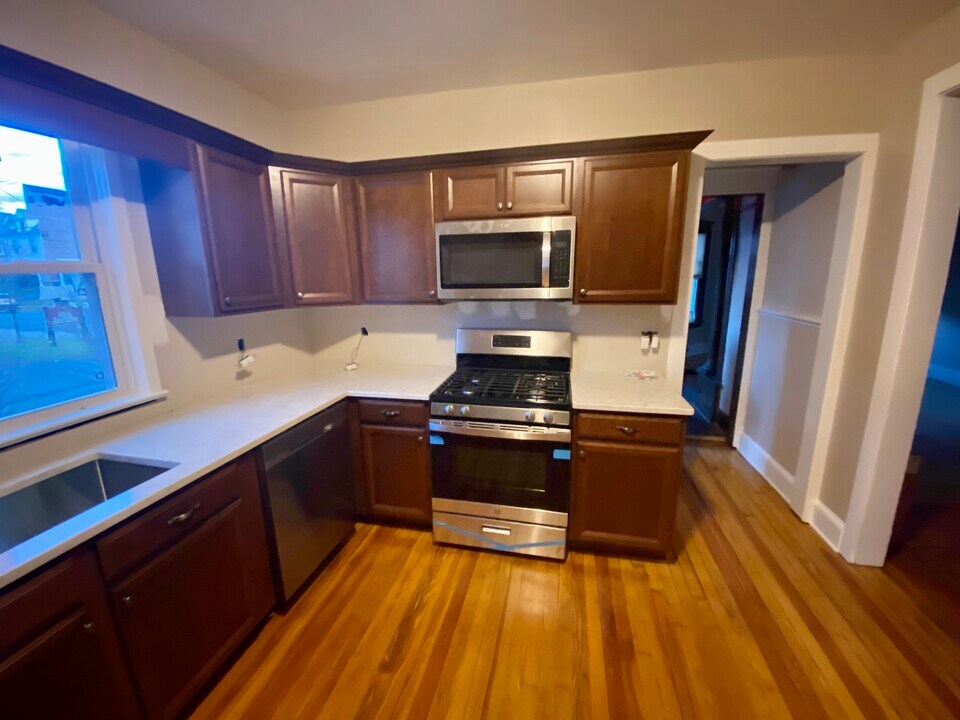 209 N Brandywine Ave, Unit 1 in Schenectady, NY - Building Photo