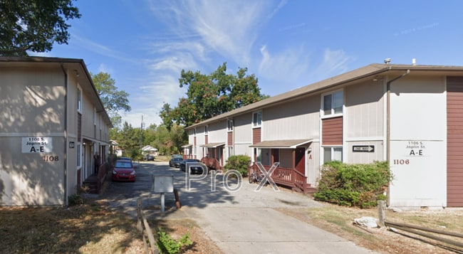 property at 1106 S Joplin St