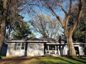 1405 Reetz Rd in Madison, WI - Building Photo