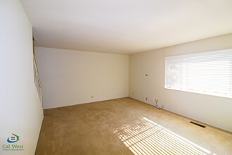 5684 Chesbro Ave in San Jose, CA - Building Photo - Building Photo