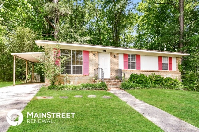 1032 Sandy Brook Cir in Birmingham, AL - Building Photo - Building Photo