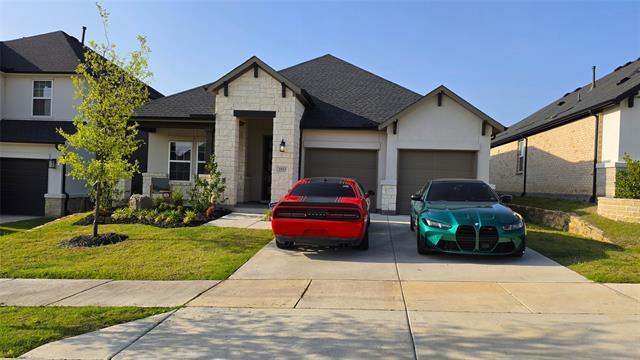 property at 1513 Larson Ln