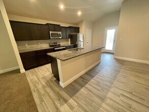 3719 Oakridge Ave in Lubbock, TX - Building Photo - Building Photo