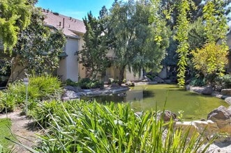 1068 Summerplace Dr in San Jose, CA - Foto de edificio - Building Photo