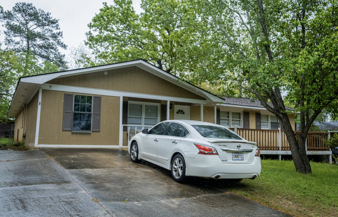 128 Cathy Ct in Warner Robins, GA - Building Photo