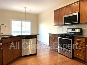 502 Cooper Ln in Woodstock, GA - Building Photo - Building Photo