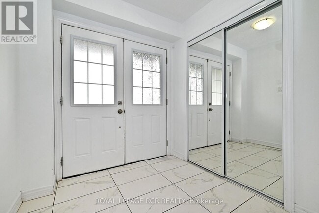 19 Knotty Pine Ave in Cambridge, ON - Building Photo - Building Photo