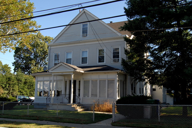 402 Cinnaminson Ave in Palmyra, NJ - Foto de edificio - Building Photo