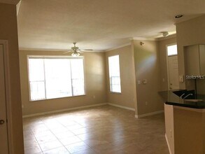 9228 Lake Chase Island Way in Tampa, FL - Building Photo - Building Photo