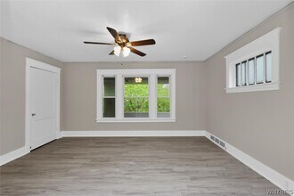 2463 South Ave in Niagara Falls, NY - Building Photo - Building Photo