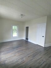 242 W Lincoln Ave in Hinckley, IL - Building Photo - Building Photo