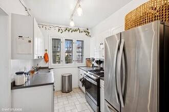 1421 W Thome Ave in Chicago, IL - Building Photo - Building Photo