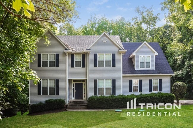 property at 150 Heathridge Dr