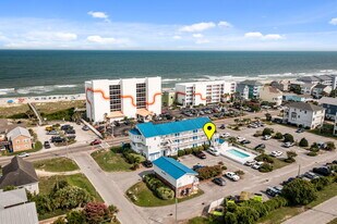 105 Tennessee Ave, Unit 105 in Carolina Beach, NC - Building Photo