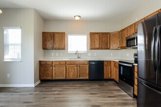 3241 Bristlecone Ct in Whiteland, IN - Building Photo - Building Photo