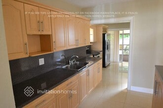 8480 SW 33rd Terrace in Miami, FL - Building Photo - Building Photo