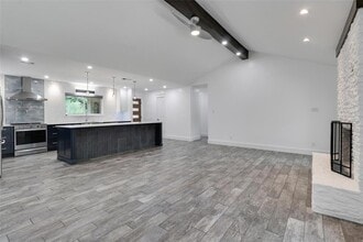 13201 Fawn Valley Dr in Cedar Park, TX - Building Photo - Building Photo