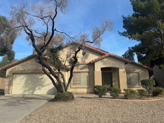 property at 1126 E Shannon St