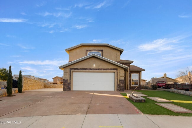3329 Tierra Sara Ln in El Paso, TX - Building Photo - Building Photo