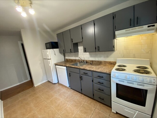 property at 28 Newman St