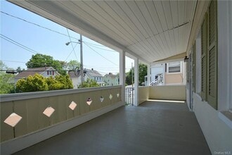 8 S Mill St, Unit 309 in Nyack, NY - Building Photo - Building Photo