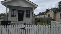 8637 Belfast St in New Orleans, LA - Foto de edificio - Building Photo