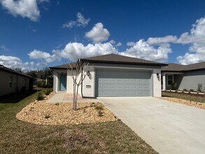 8359 SW 54th Lp in Ocala, FL - Building Photo - Building Photo