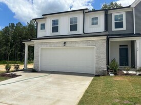 536 Barrington Row Ave in Zebulon, NC - Building Photo