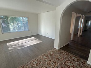 14200 Martin Pl in Riverside, CA - Building Photo - Building Photo