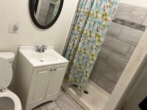 3907 W Van Buren St in Chicago, IL - Building Photo - Building Photo