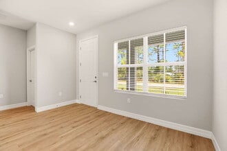 3307 55th St W in Lehigh Acres, FL - Building Photo - Building Photo