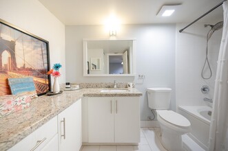 11133 SW 8th St in Pembroke Pines, FL - Building Photo - Building Photo