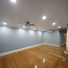 214 Hermitage St in Philadelphia, PA - Building Photo - Building Photo