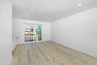 133 34th St, Unit Apt D in Hermosa Beach, CA - Foto de edificio - Building Photo