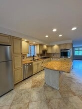 52 2nd Ave in Secaucus, NJ - Building Photo - Building Photo