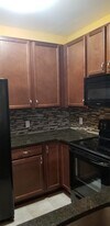 2000 Fountainview Cir, Unit 2205 in Newark, DE - Building Photo