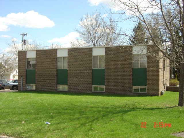 1317 White St in Jackson, MN - Building Photo