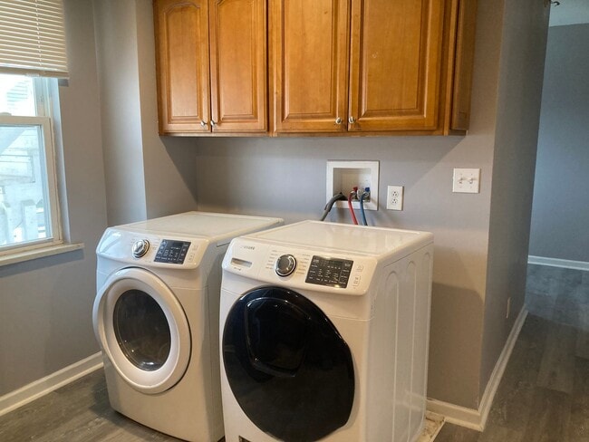 3063 Phelan Wy in Pittsburgh, PA - Building Photo - Building Photo