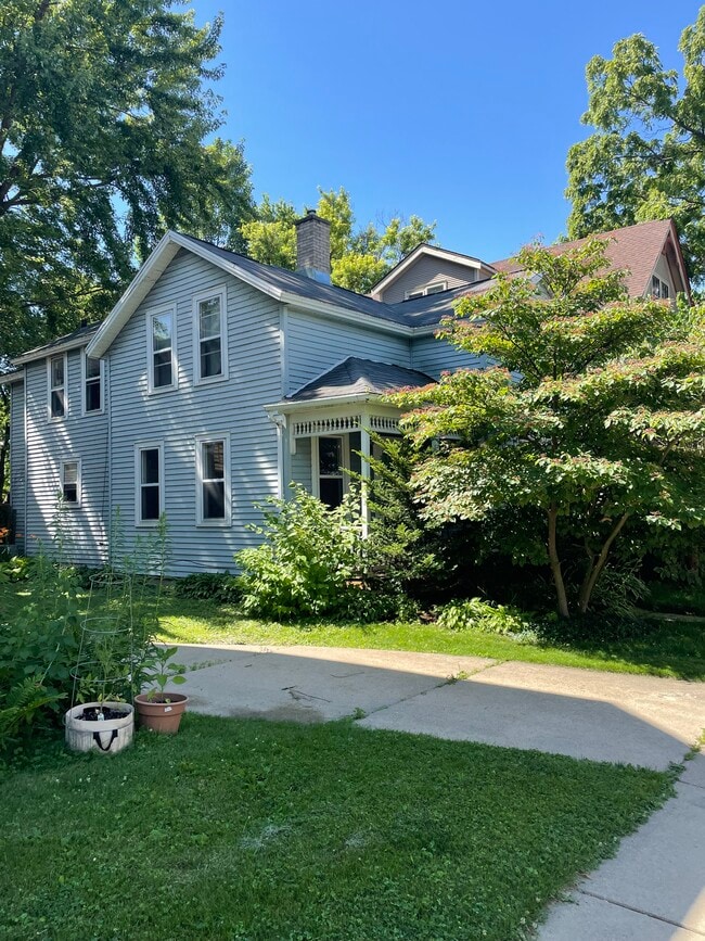 property at 1245 Jenifer St